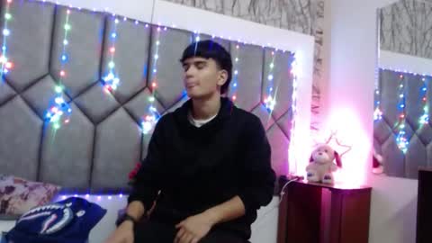 Snapshot of steve_hotman_ chatting on 03/09/26, 11:36 Steve Hotman online show from 03/09/26, 11:36