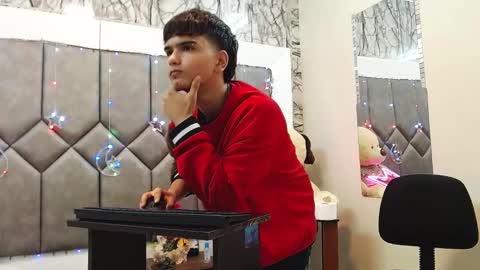 Snapshot of steve_hotman_ chatting on 03/31/26, 12:38 Steve Hotman online show from 03/31/26, 12:38