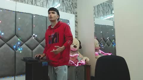 Snapshot of steve_hotman_ chatting on 04/01/26, 12:39 Steve Hotman online show from 04/01/26, 12:39