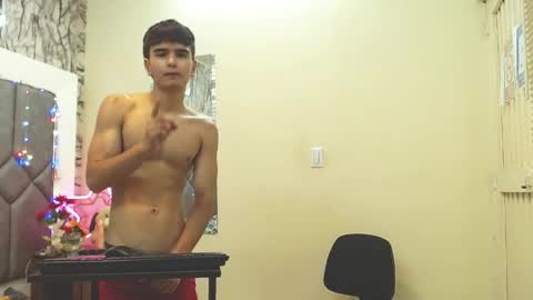 Snapshot of steve_hotman_ chatting on 04/11/26, 02:43 Steve Hotman online show from 04/11/26, 02:43