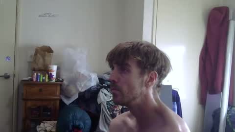 Snapshot of steveaussie chatting on 01/24/25, 12:20 Australian420 online show from 01/24/25, 12:20