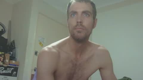 Snapshot of steveaussie chatting on 10/29/25, 07:04 Australian420 online show from 10/29/25, 07:04