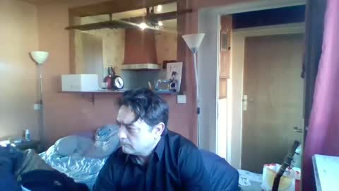Snapshot of stevefromfrance chatting on 12/26/24, 10:48 stevefromfrance online show from 12/26/24, 10:48
