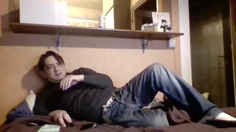 Snapshot of stevefromfrance chatting on 01/22/25, 04:33 stevefromfrance online show from 01/22/25, 04:33
