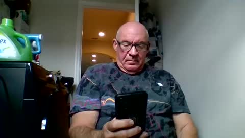 Snapshot of stevejons47 chatting on 01/16/25, 03:13 stevejons47 online show from 01/16/25, 03:13