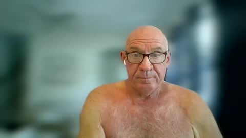 Snapshot of stevejons47 chatting on 11/06/25, 02:29 stevejons47 online show from 11/06/25, 02:29