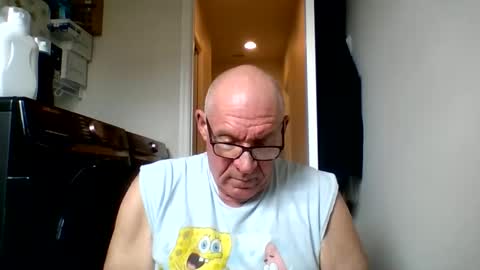 Snapshot of stevejons47 chatting on 04/02/26, 04:04 stevejons47 online show from 04/02/26, 04:04