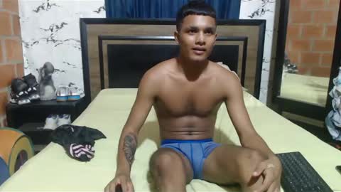 Snapshot of steven_big_dick23 chatting on 12/23/24, 12:14 Steven online show from 12/23/24, 12:14