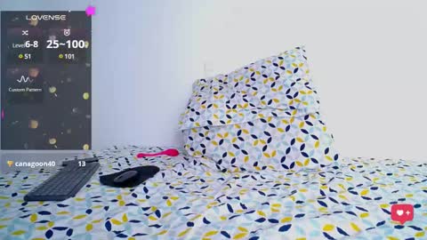 Snapshot of steven_smith05 chatting on 02/17/25, 07:04 Esteban online show from 02/17/25, 07:04