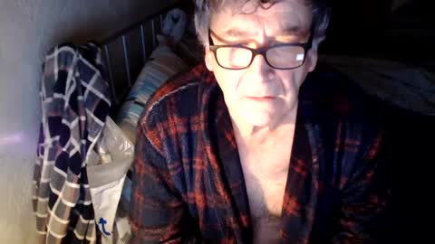 slave for computer control online show from 02/17/25, 05:36