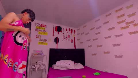 TANIA-STEVEN online show from 10/05/25, 04:44