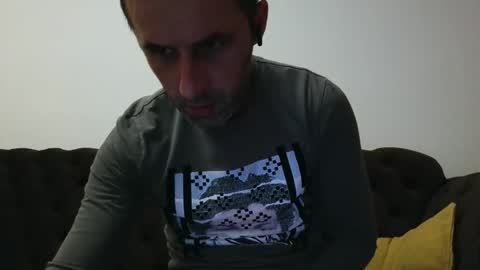 Snapshot of stevenpit chatting on 02/26/25, 06:54 stevenpit online show from 02/26/25, 06:54