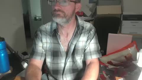 Snapshot of stevethetigerr chatting on 01/28/25, 10:34 SteveTheTigerr online show from 01/28/25, 10:34