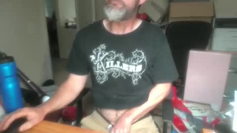 Snapshot of stevethetigerr chatting on 03/02/25, 11:42 SteveTheTigerr online show from 03/02/25, 11:42