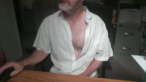 Snapshot of stevethetigerr chatting on 02/19/26, 11:45 SteveTheTigerr online show from 02/19/26, 11:45