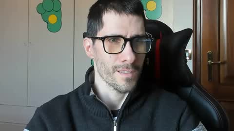 Snapshot of stevex870 chatting on 03/02/25, 02:43 Steve online show from 03/02/25, 02:43