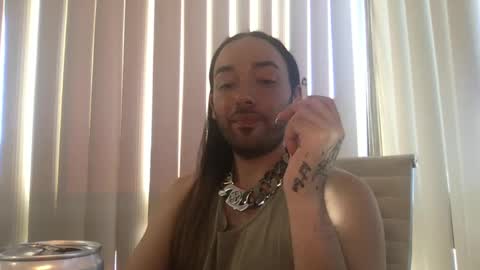 Snapshot of stevey_94 chatting on 09/08/25, 09:47 gay tease online show from 09/08/25, 09:47