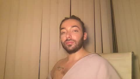 Snapshot of stevey_94 chatting on 09/20/25, 01:28 gay tease online show from 09/20/25, 01:28