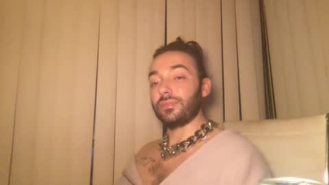 Snapshot of stevey_94 chatting on 09/20/25, 11:39 gay tease online show from 09/20/25, 11:39