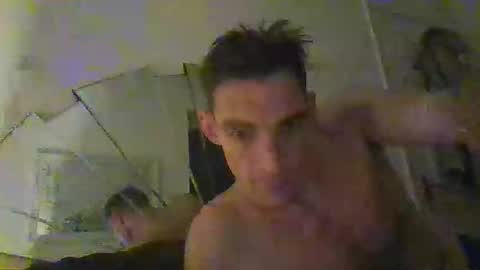 Snapshot of stevieg696969 chatting on 11/25/25, 12:32 stevieg696969 online show from 11/25/25, 12:32