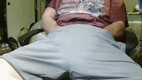 Snapshot of stevo69697 chatting on 03/24/26, 05:23 Chillguy online show from 03/24/26, 05:23