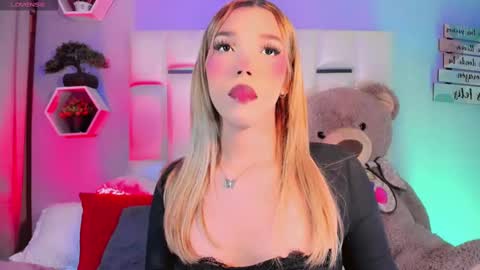 Steisee Reyes online show from 09/19/25, 07:10