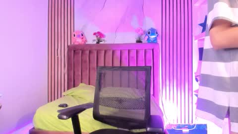 Sthepano  online show from 12/05/25, 07:54