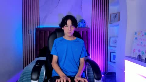 Sthepano  online show from 04/17/26, 03:31