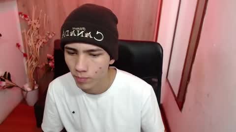 Snapshot of stich_23 chatting on 02/15/26, 01:41 Stich online show from 02/15/26, 01:41