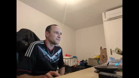 Snapshot of stickolive1 chatting on 04/20/26, 09:49 stickolive1 online show from 04/20/26, 09:49