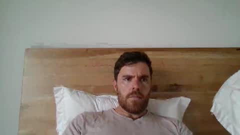 Snapshot of sticky_keyboard1234 chatting on 01/10/26, 01:29 Josh online show from 01/10/26, 01:29