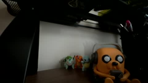 Snapshot of stickyjam37 chatting on 04/24/26, 08:33 StickyxJam online show from 04/24/26, 08:33