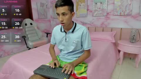 Snapshot of stiilman_hots chatting on 02/08/25, 02:15 stiilman_hots online show from 02/08/25, 02:15