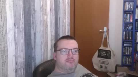 Oliver online show from 09/25/25, 07:34