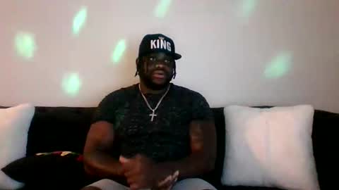 Snapshot of stimulate999430 chatting on 02/16/26, 03:24 stimulate999430 online show from 02/16/26, 03:24