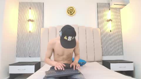Snapshot of stiven_cooper2 chatting on 06/13/26, 12:14 stiven_cooper2 online show from 06/13/26, 12:14