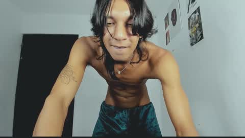 Snapshot of stiven_mystic chatting on 02/22/25, 04:09 Stiven Mystic online show from 02/22/25, 04:09