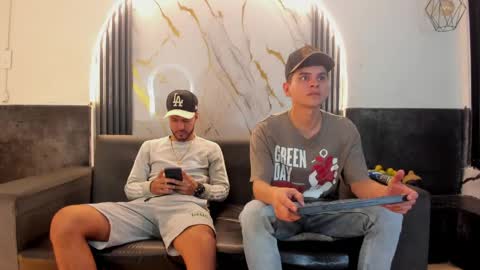 friends online show from 03/17/26, 04:06