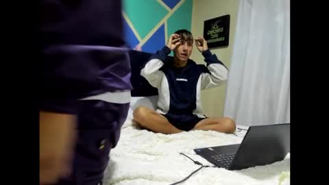 Snapshot of stivenred chatting on 12/11/24, 02:19 Stiven online show from 12/11/24, 02:19