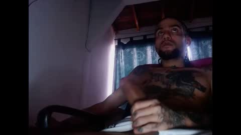 Snapshot of stivenunivers996 chatting on 12/16/24, 12:06 stiven online show from 12/16/24, 12:06