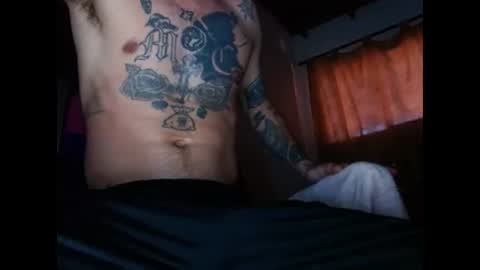 Snapshot of stivenunivers996 chatting on 01/12/25, 10:43 stiven online show from 01/12/25, 10:43