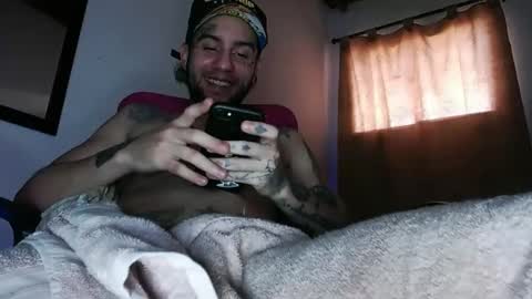 Snapshot of stivenunivers996 chatting on 01/15/25, 07:44 stiven online show from 01/15/25, 07:44