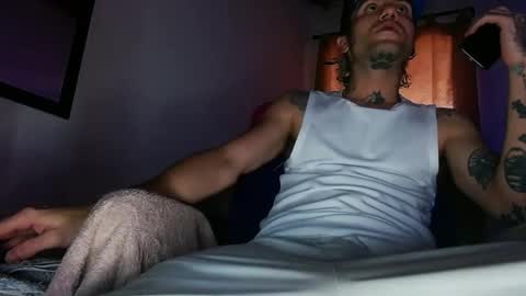 Snapshot of stivenunivers996 chatting on 02/15/25, 09:15 stiven online show from 02/15/25, 09:15