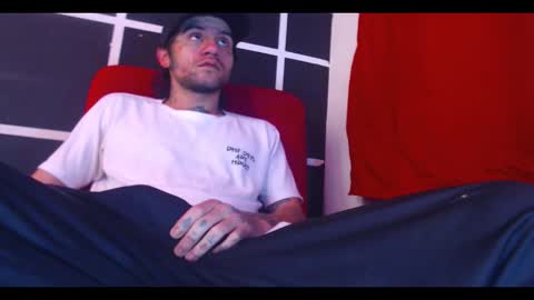 stiven online show from 11/17/25, 02:34