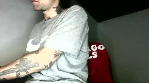 Snapshot of stivenunivers996 chatting on 04/07/26, 10:53 stiven online show from 04/07/26, 10:53