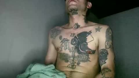 Snapshot of stivenunivers996 chatting on 04/15/26, 08:43 stiven online show from 04/15/26, 08:43