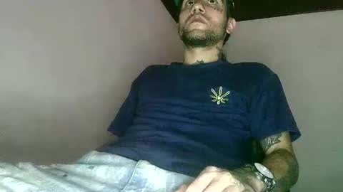 Snapshot of stivenunivers996 chatting on 04/22/26, 06:53 stiven online show from 04/22/26, 06:53