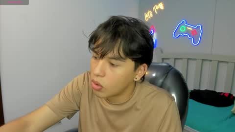 Snapshot of stiwentwink chatting on 11/05/25, 04:18 Stiwen online show from 11/05/25, 04:18