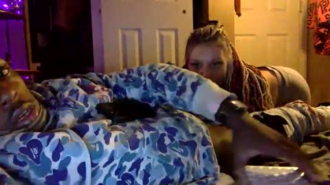 stl_puhcz_glob3r online show from 12/02/25, 11:45