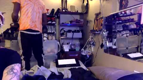 stl_puhcz_glob3r online show from 12/04/25, 05:17